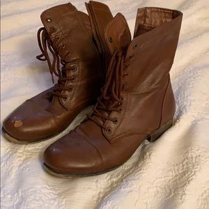Brown hipster boots